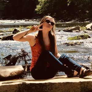 Meet your Posher, Brittany